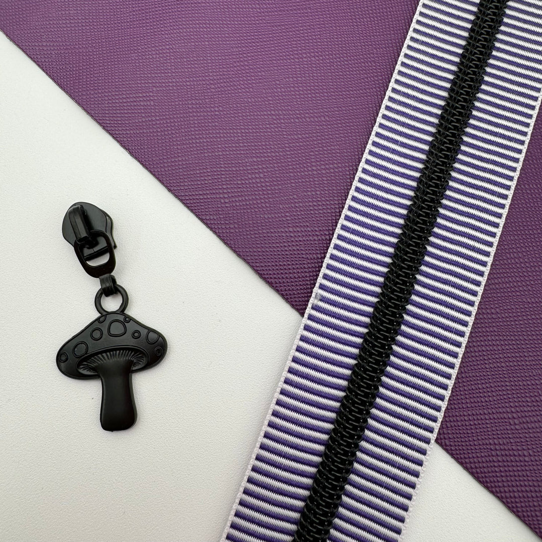Stripe Purple matte black