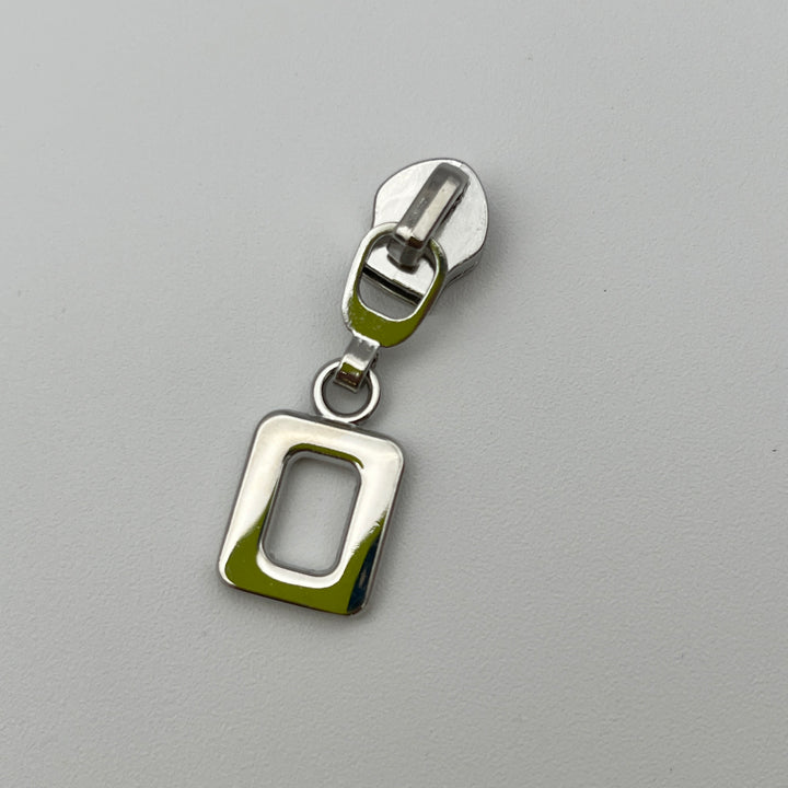 Square Pull silver