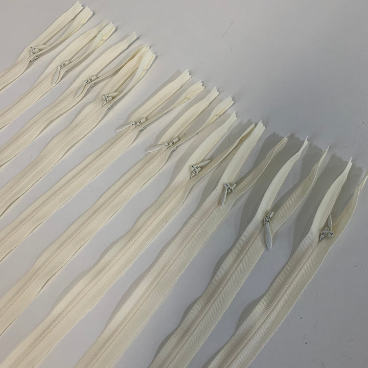 10 pc Invisible YKK zipper ivory | available in 14,16,18,20,22,24,30,36,48"
