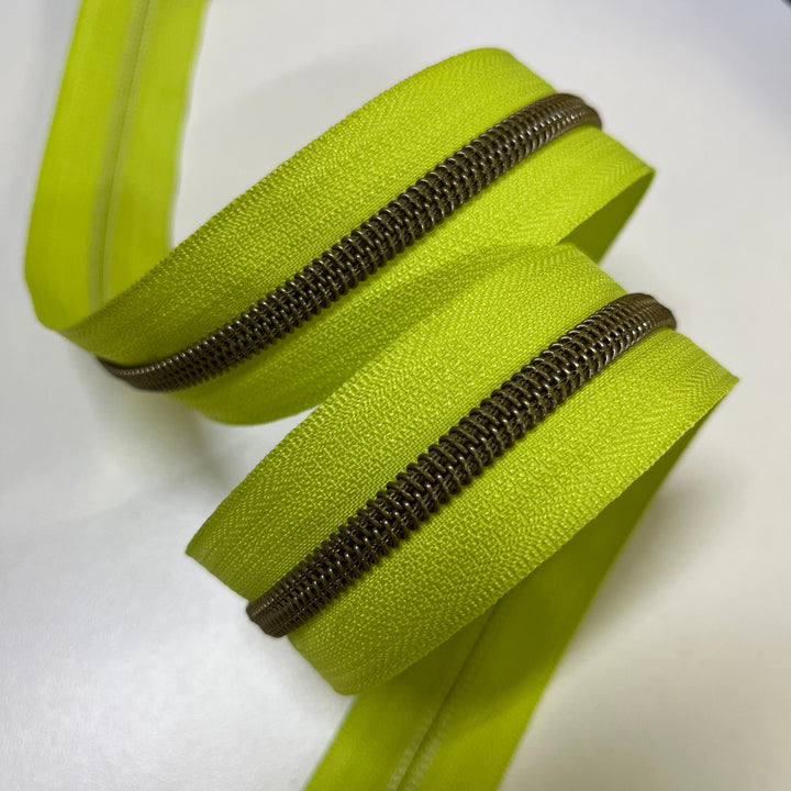 Porter Pickle #5 Bronze zipper coil