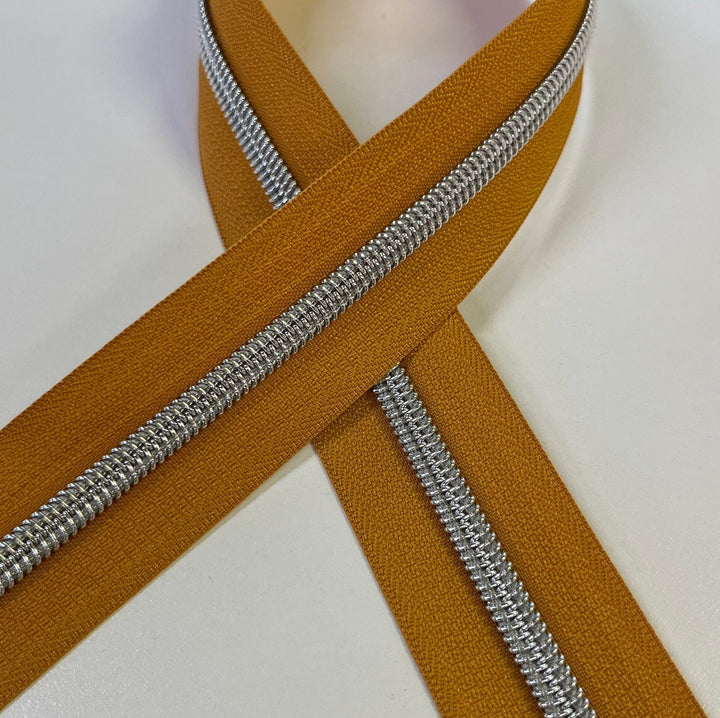 Ochre #5 Silver zipper coil