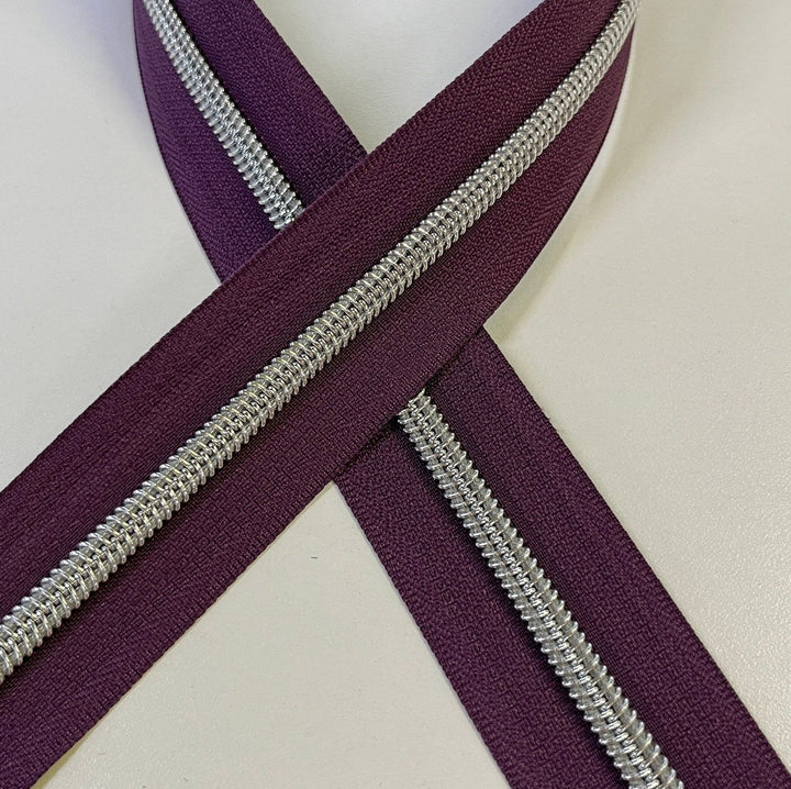 Plum #5 Silver zipper coil