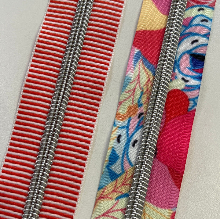 Calypso #5 silver printed zipper coil
