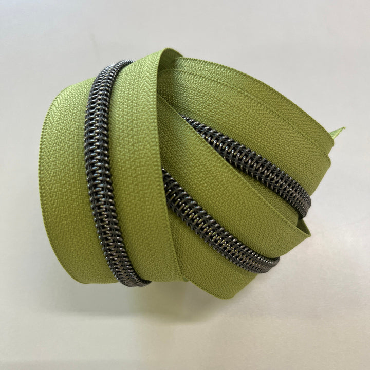 Avocado #5 Gunmetal zipper coil