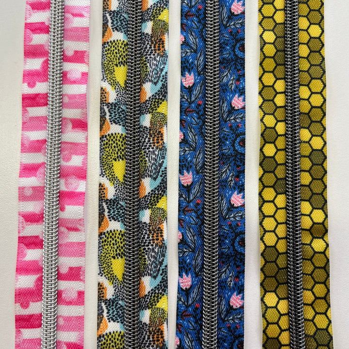 Flying Tulips #5 gunmetal printed zipper coil