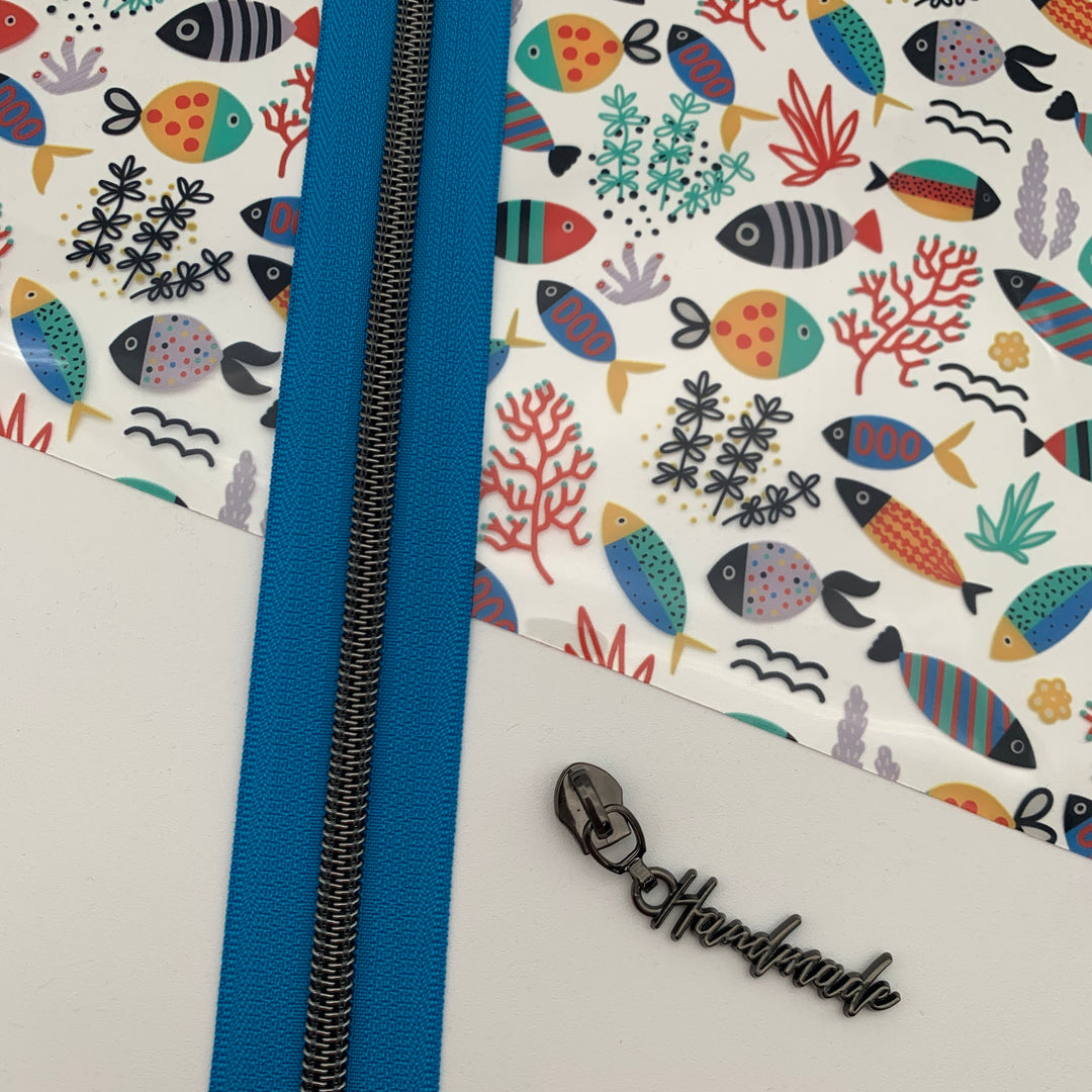 Cursive Handmade Pull