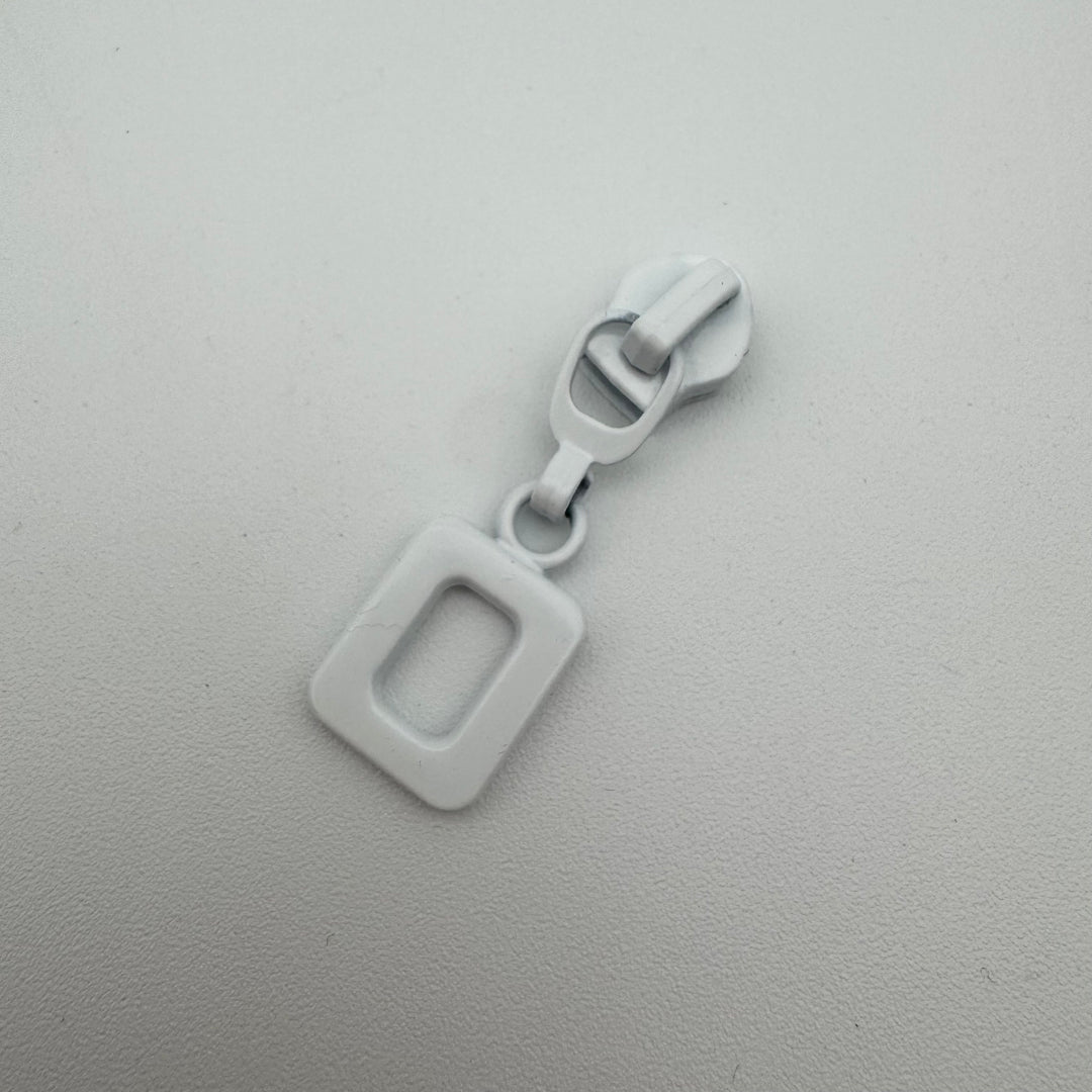 Square Pull brushed bronze