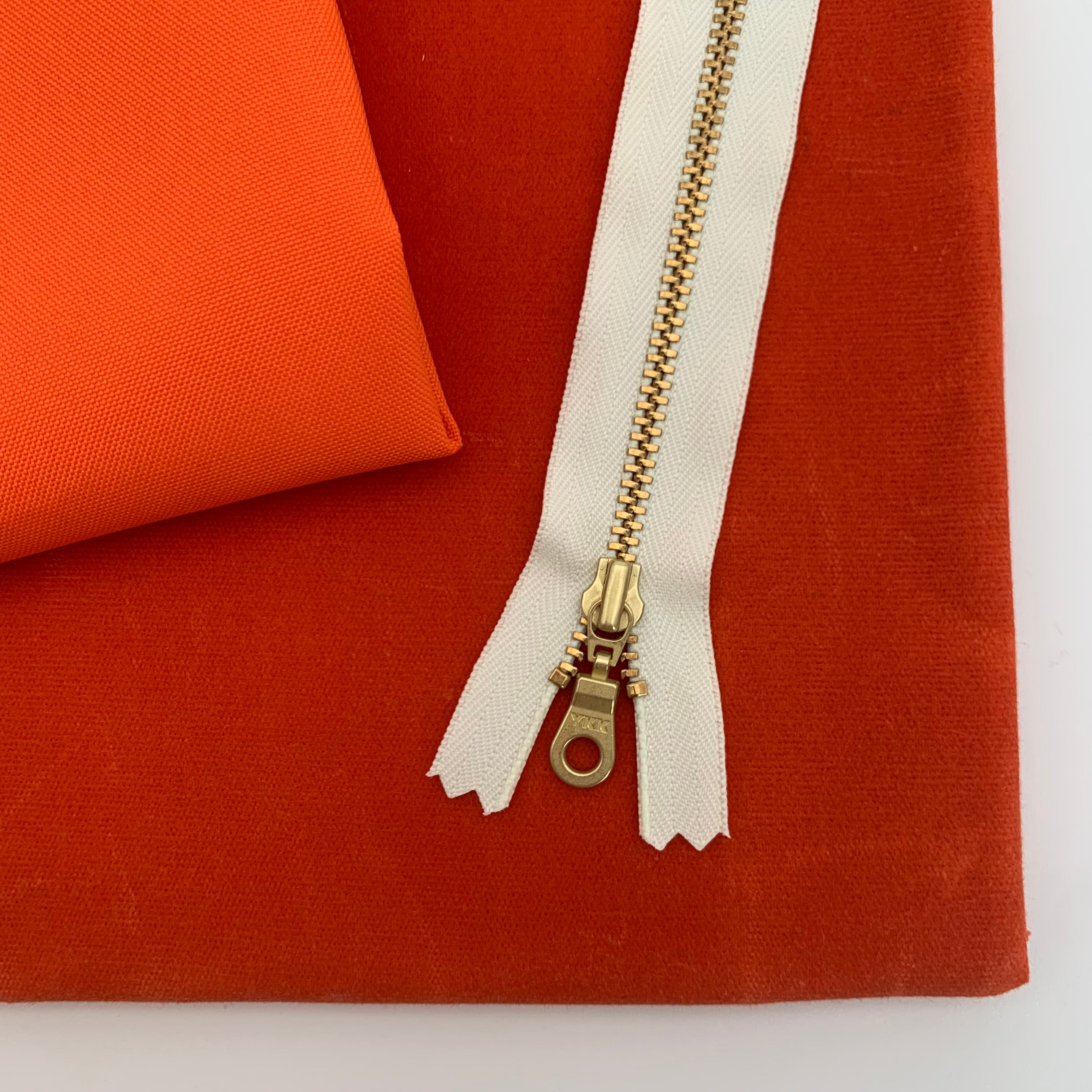 Ivory YKK metal gold zipper – SullivansTrim