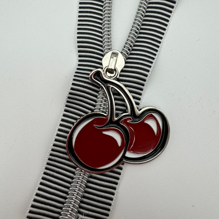 Cherry Pull silver