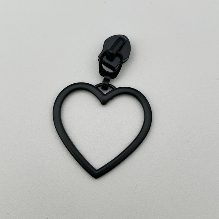 Heart Pull matte black