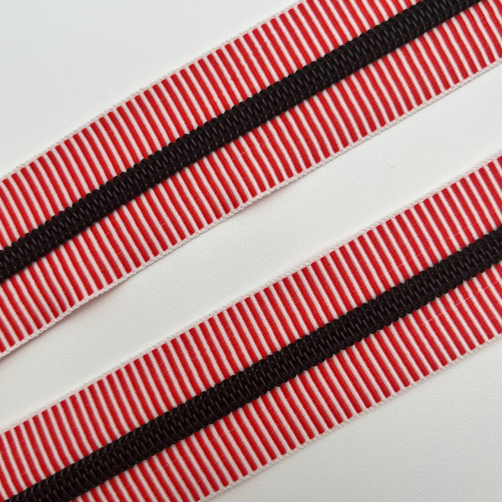 Stripe Red matte black