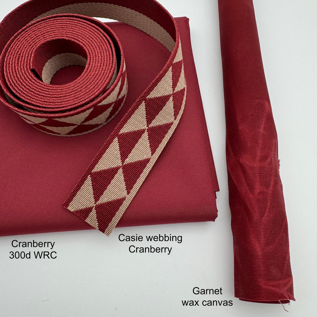 Casie Webbing Cranberry