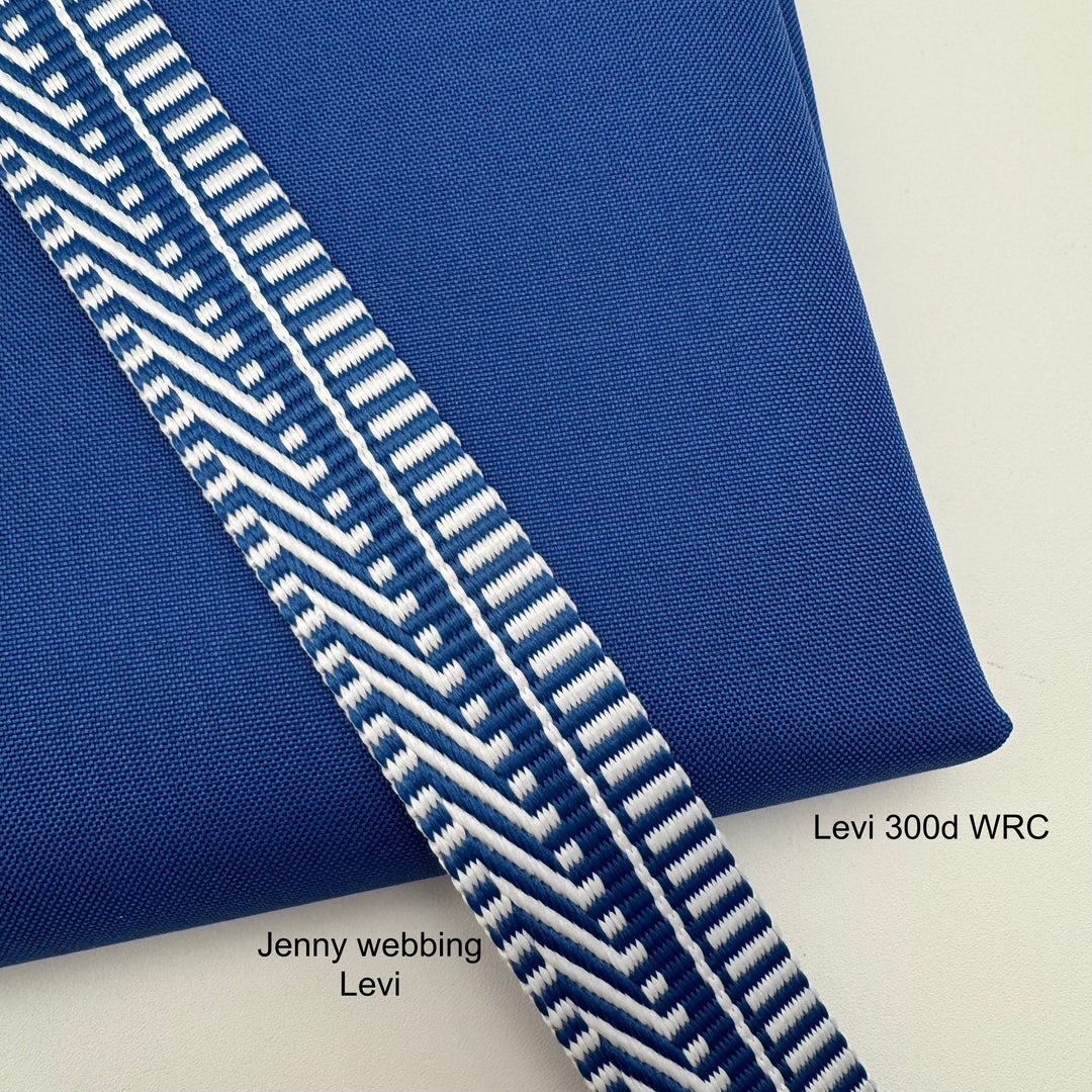 Levi 300d