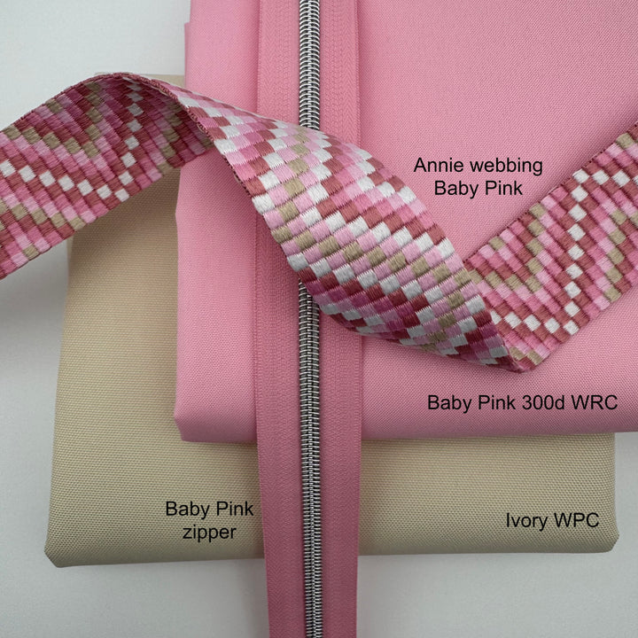 Annie Webbing Baby Pink