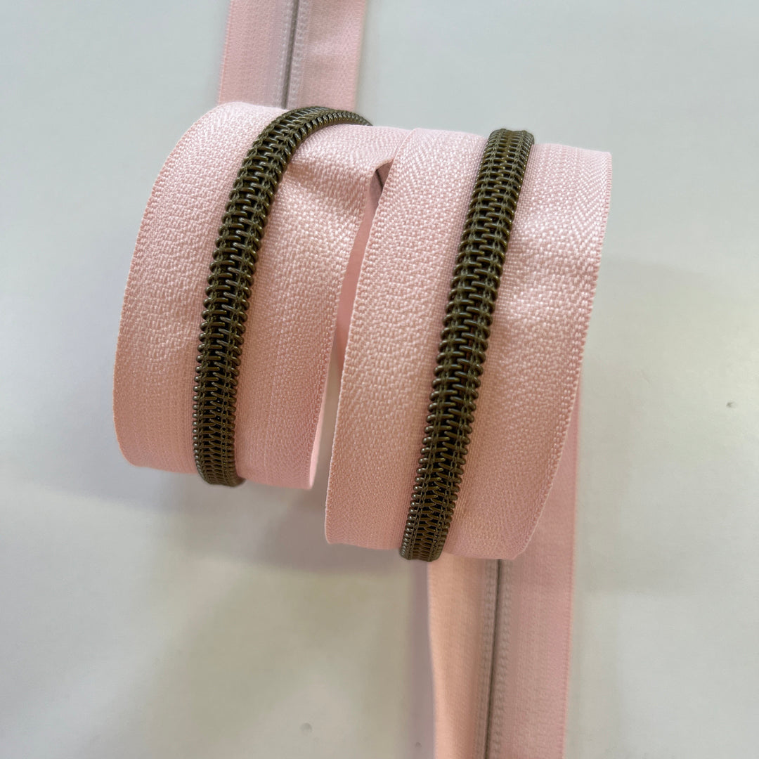 Pastel Pink #5 Bronze zipper coil