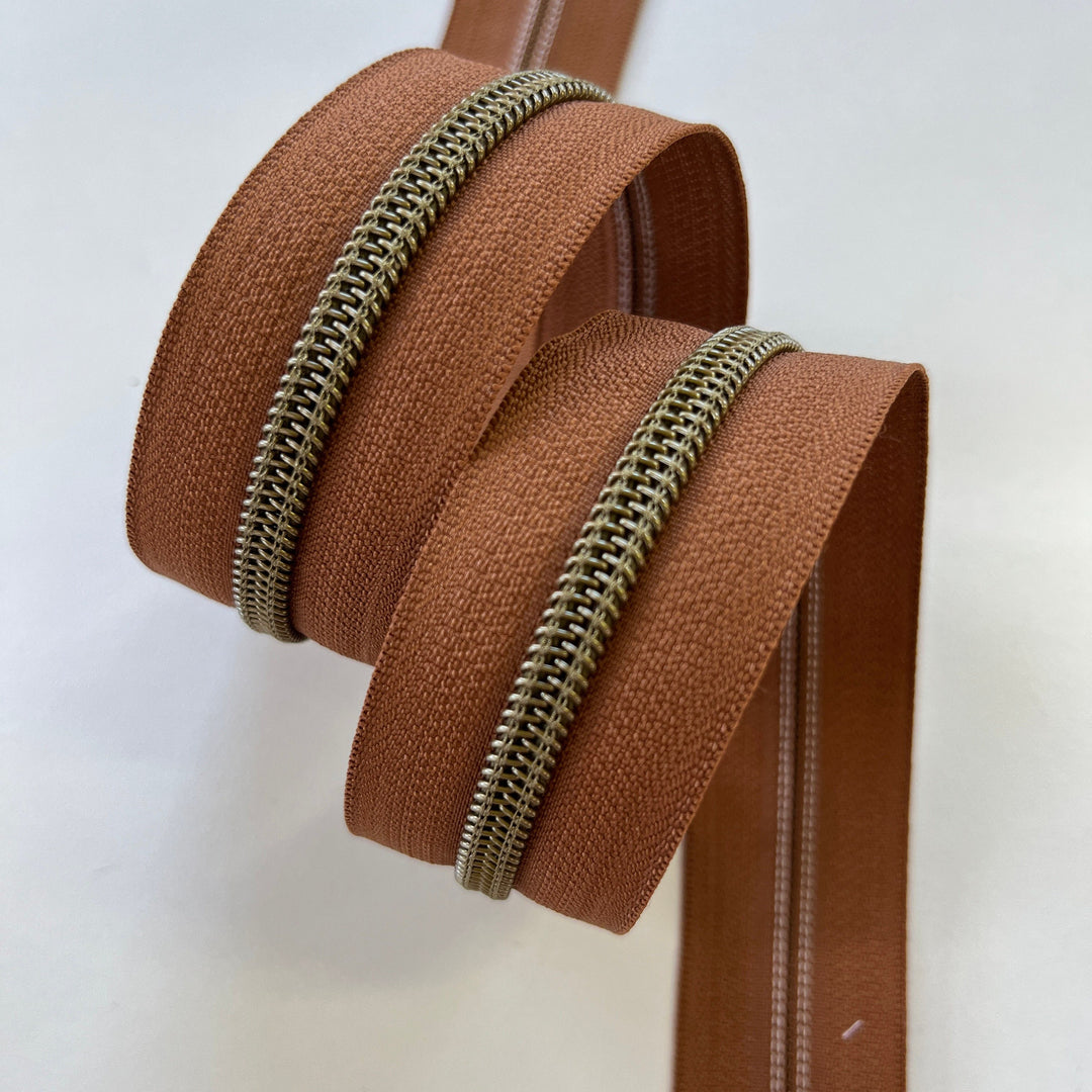 Pecan #5 Bronze zipper coil