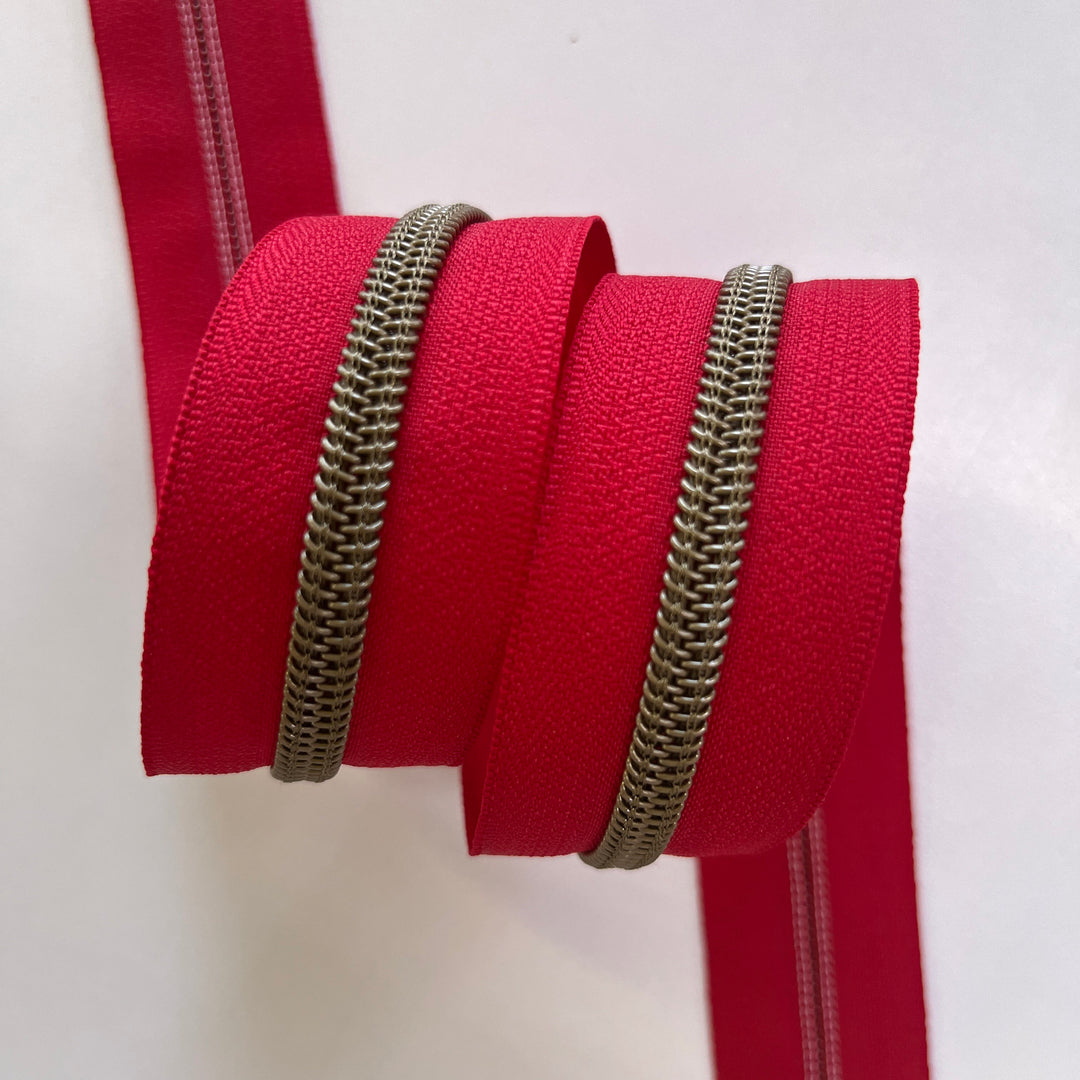 Red #5 Bronze zipper coil